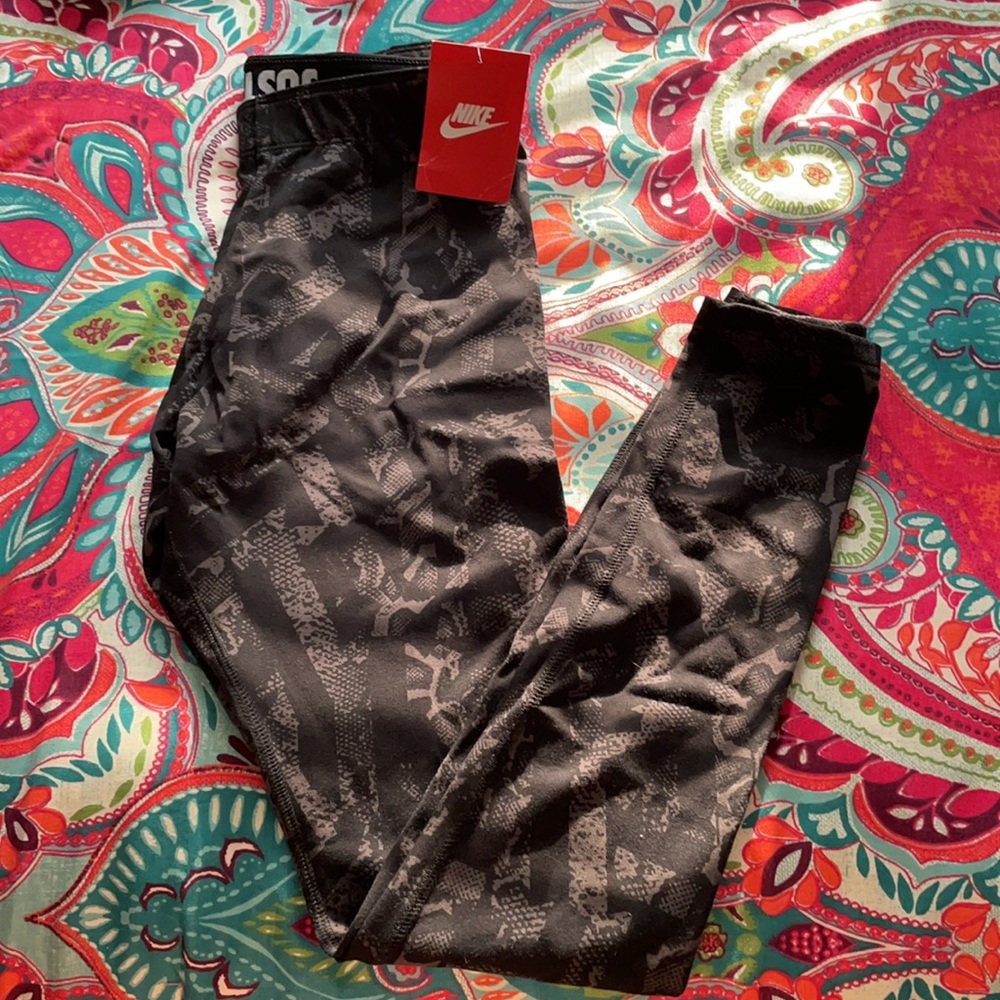 New w/Tag Nike Workout Pants